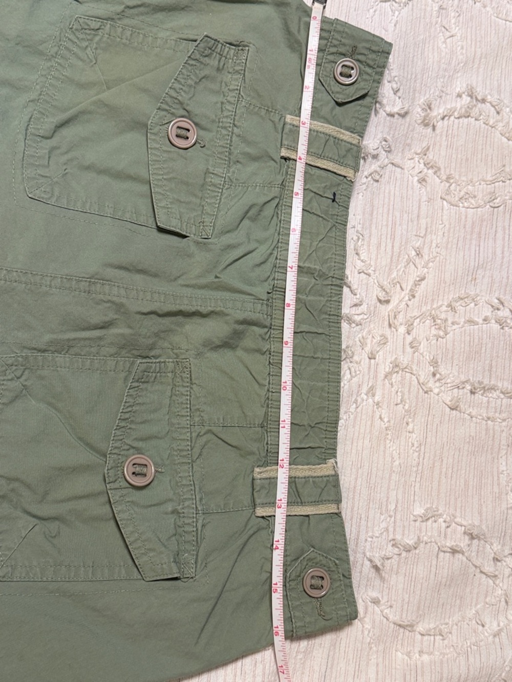 Light Olive Cargo Shorts - Picture 6 of 6